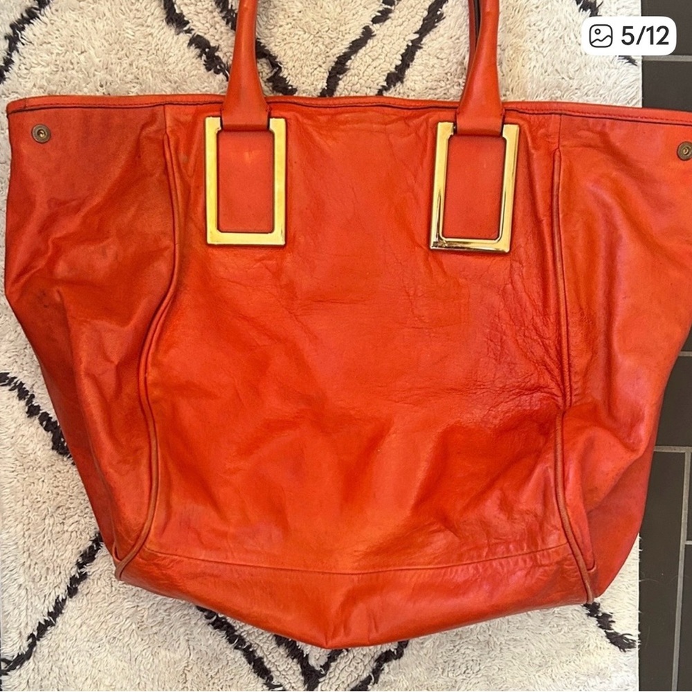 Chloe Tote - Picture 2 of 6